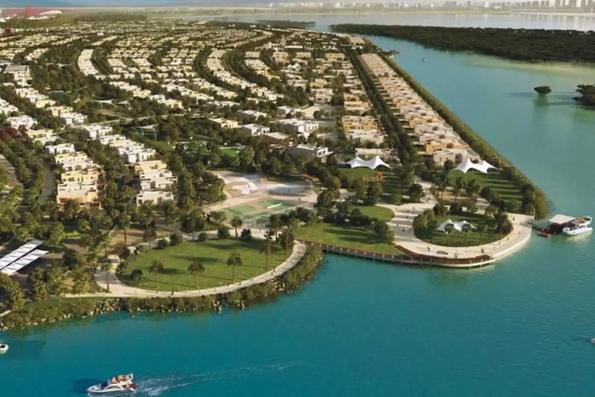 Land 982m² in UAE, Abu Dhabi. Priced at 1384144€ rent photo-5