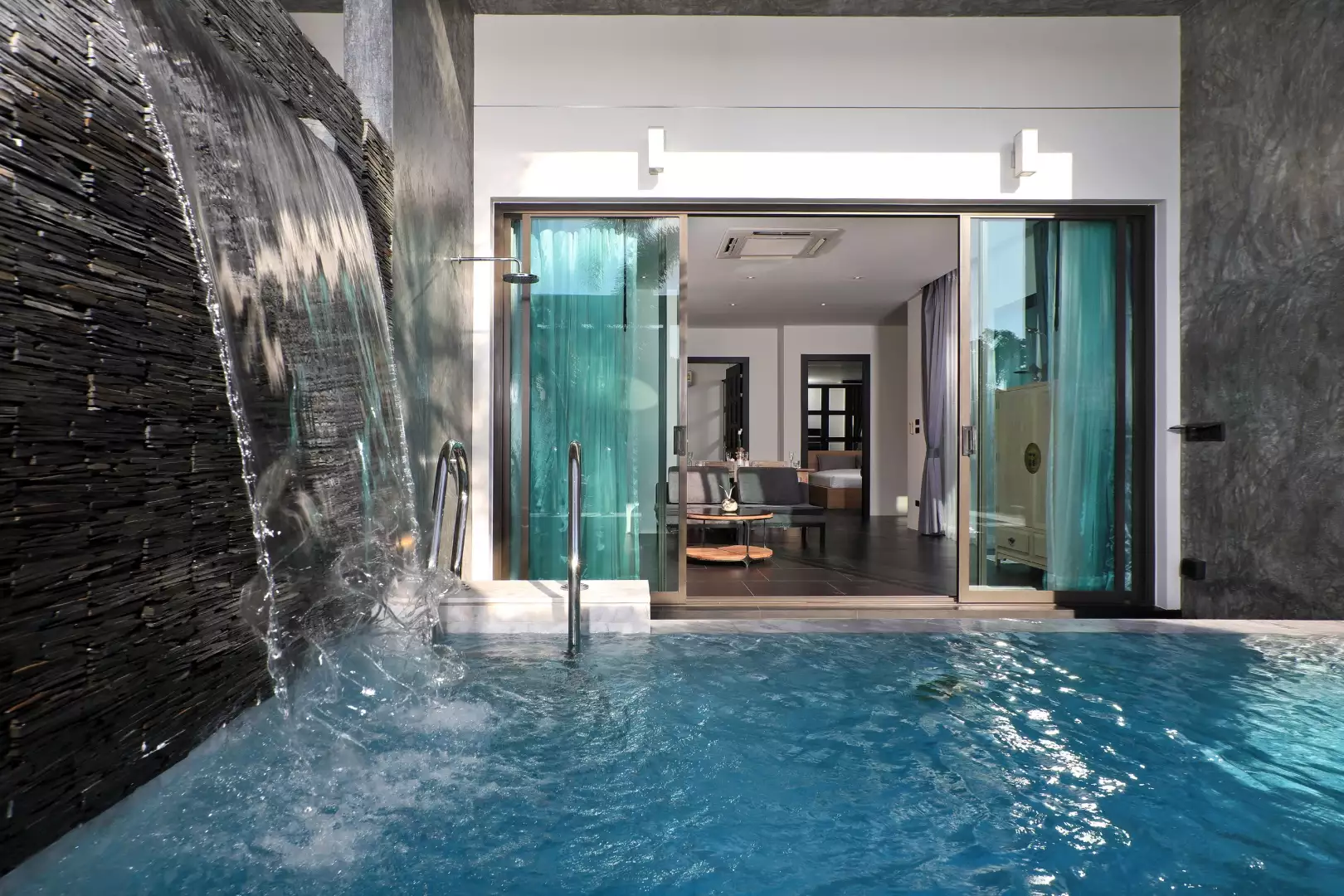 Townhouse 118m² in Thailand, Phuket. Priced at 187000€ rent photo-8