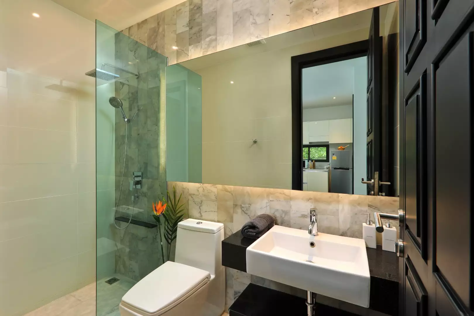 Townhouse 118m² in Thailand, Phuket. Priced at 187000€ rent photo-12