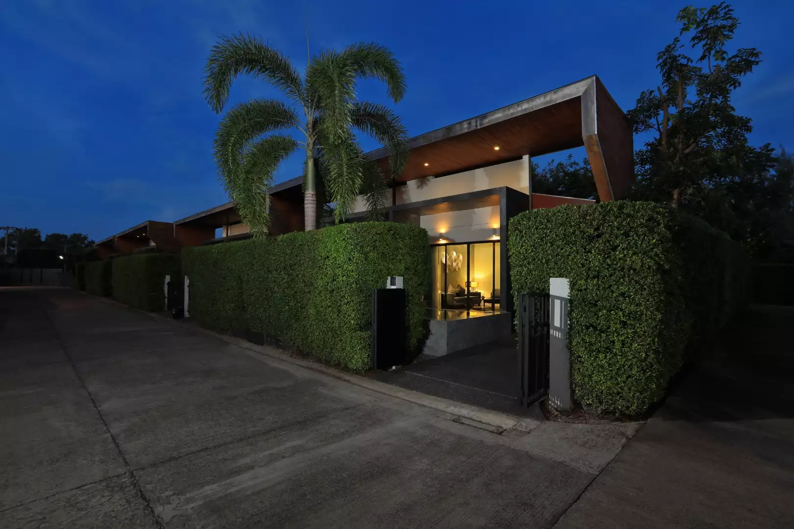 Townhouse 118m² in Thailand, Phuket. Priced at 187000€ rent photo-31