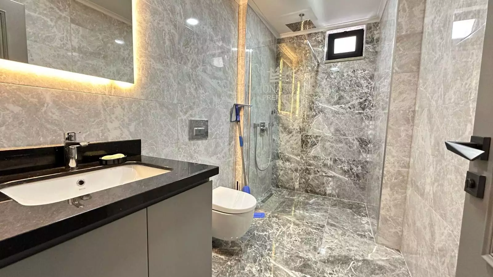 Flat 110m² in Turkey, Kargicak. Priced at 236500€ rent photo-11