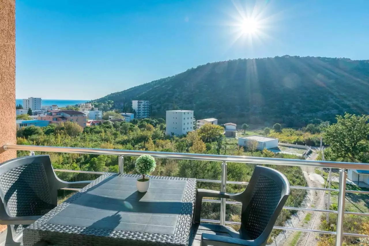 Hotels 575m² in Montenegro, Can. Priced at 800000€ rent photo-2