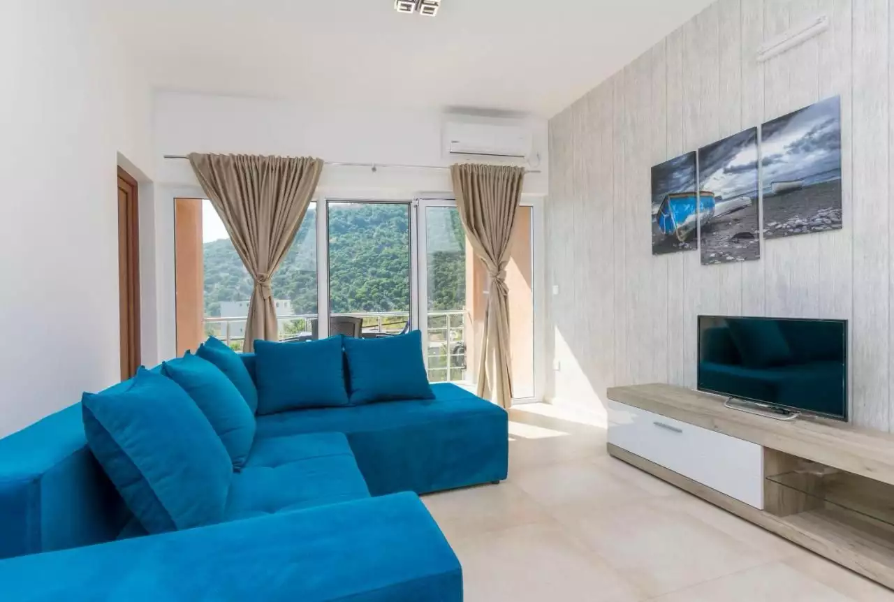 Hotels 575m² in Montenegro, Can. Priced at 800000€ rent photo-11
