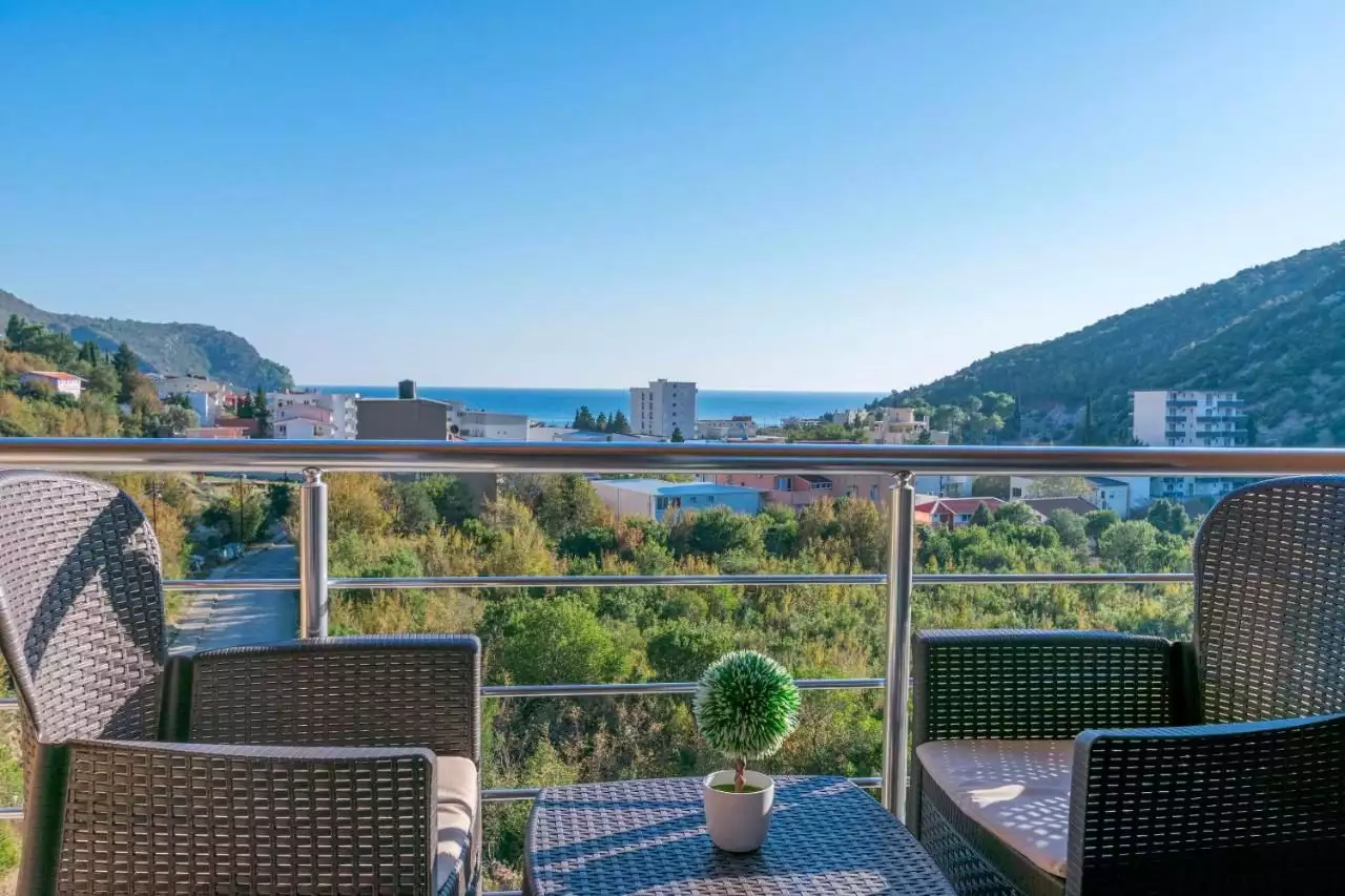 Hotels 575m² in Montenegro, Can. Priced at 800000€ rent photo-21