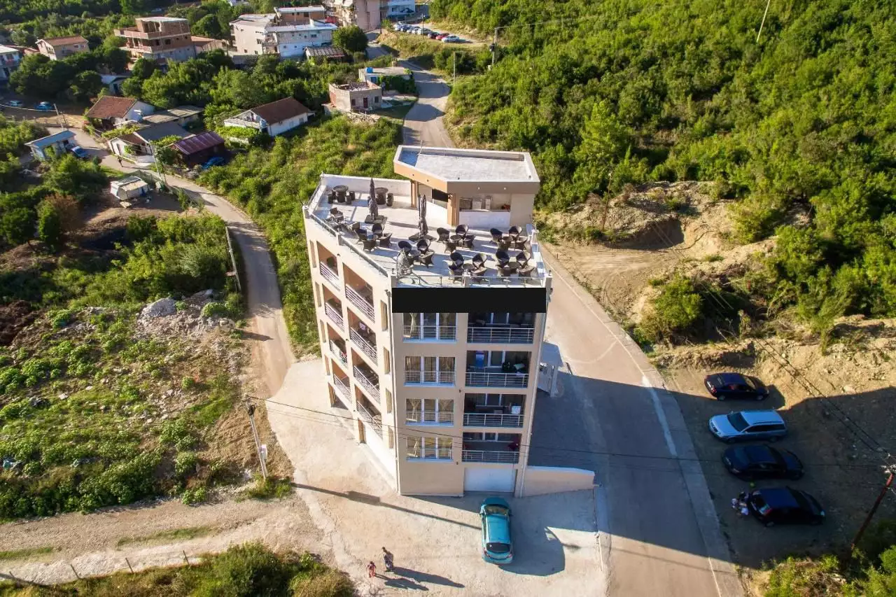 Hotels 575m² in Montenegro, Can. Priced at 800000€ rent photo-22