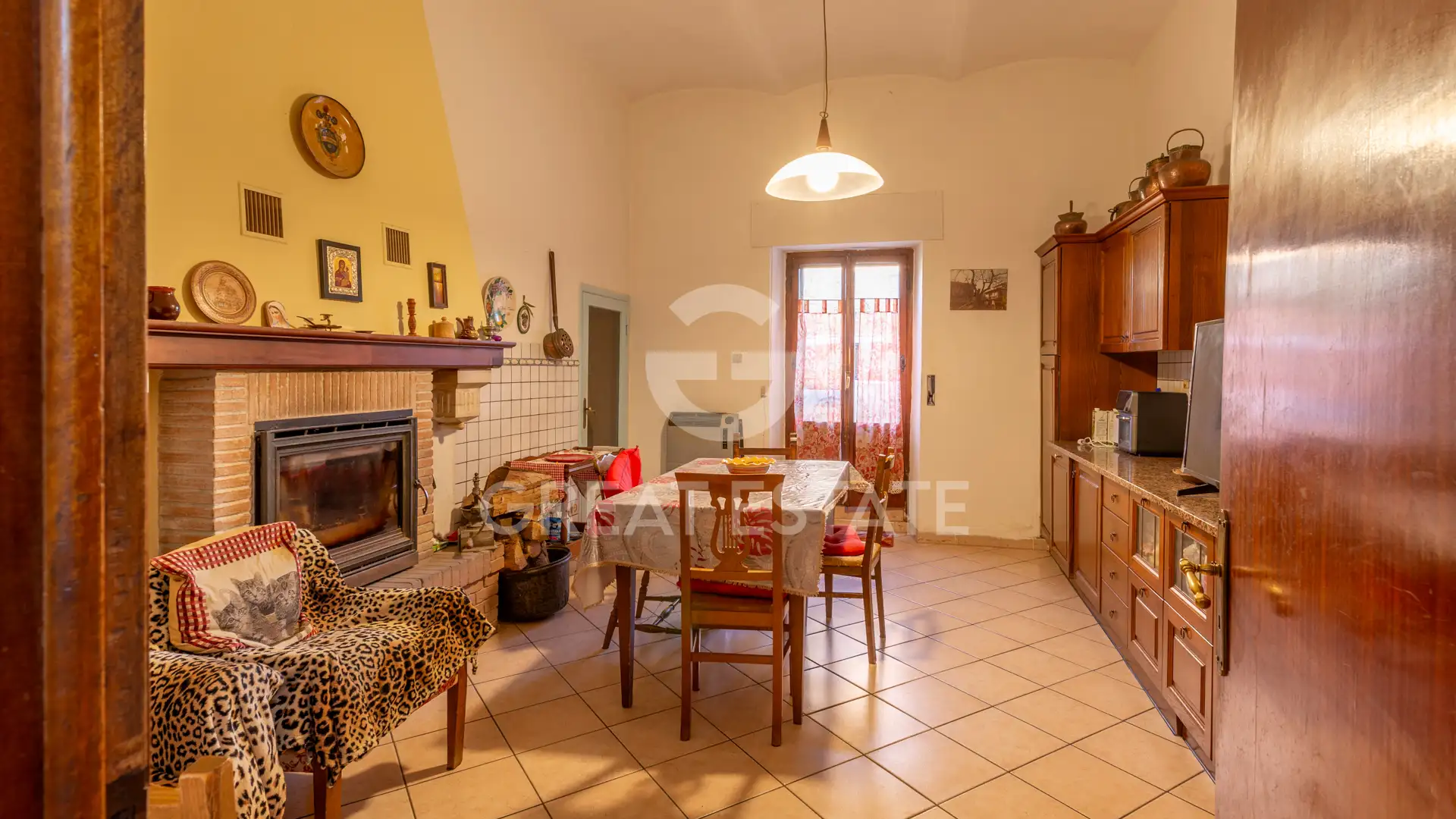 Villa 570m² in Italy, Siena. Priced at 1100000€ rent photo-14