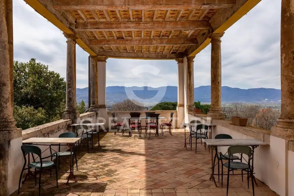 Villa 1258m² in Italy, Rieti. Priced at 1750000€ rent photo-11