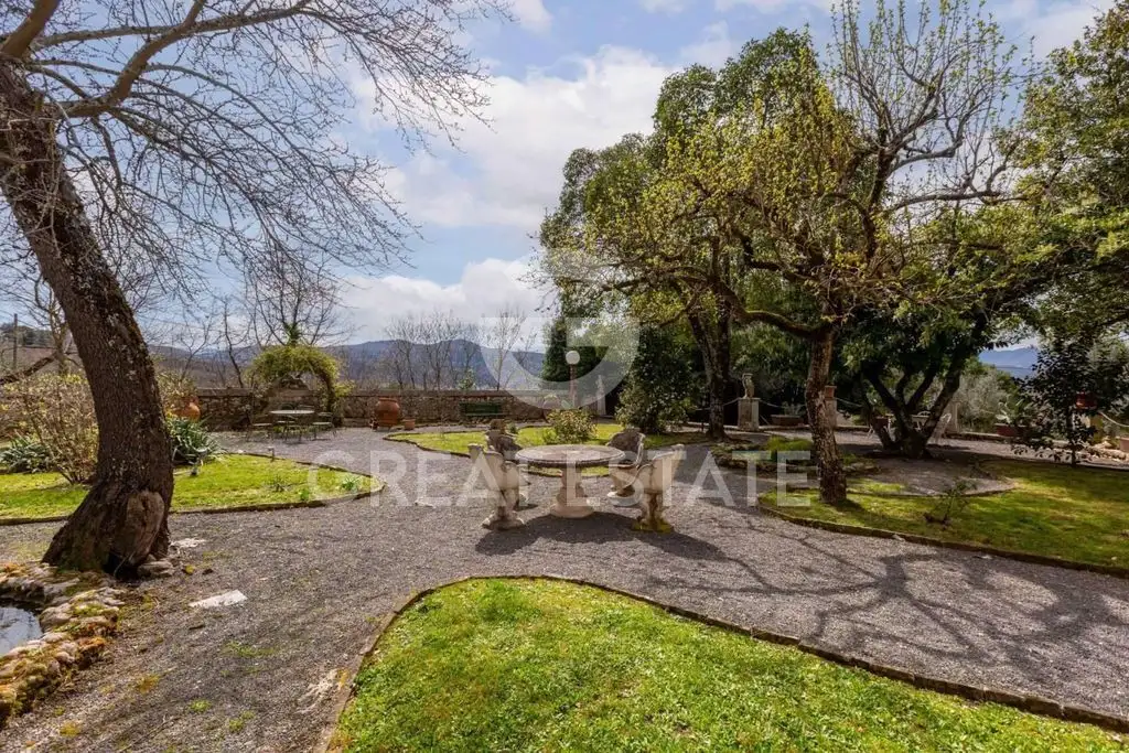 Villa 1258m² in Italy, Rieti. Priced at 1750000€ rent photo-13