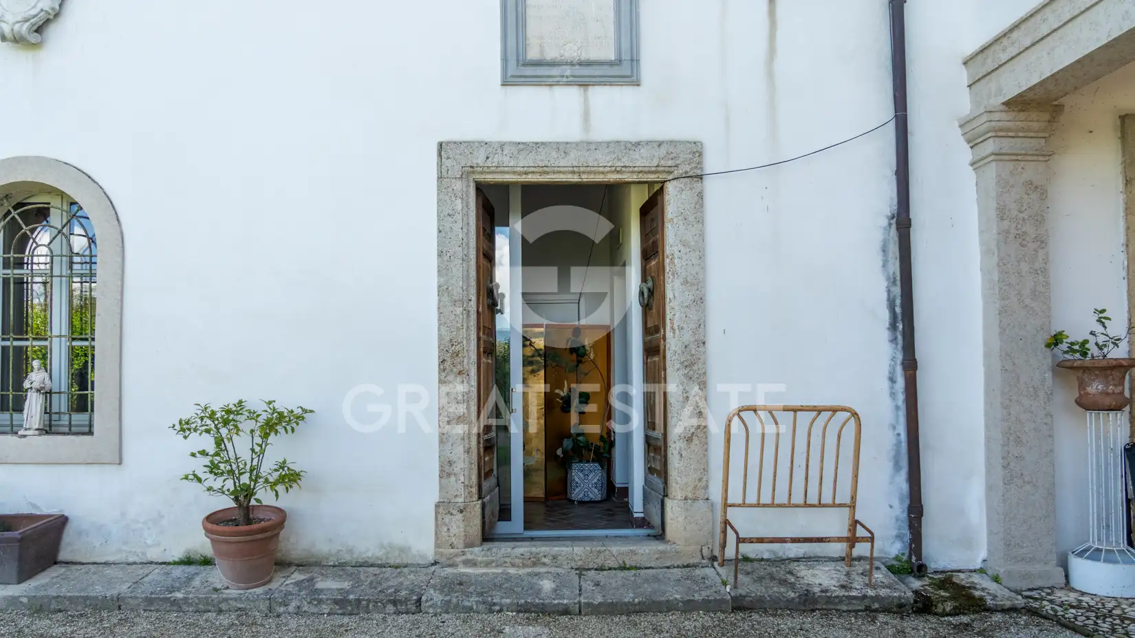 Villa 1258m² in Italy, Rieti. Priced at 1750000€ rent photo-13