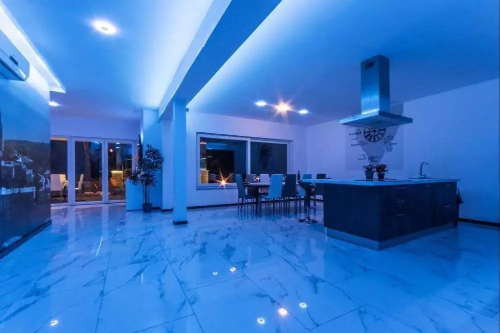 Villa 270m² in Croatia, Labin. Priced at 520000€ rent photo-4