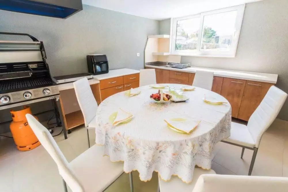 Villa 270m² in Croatia, Labin. Priced at 520000€ rent photo-8
