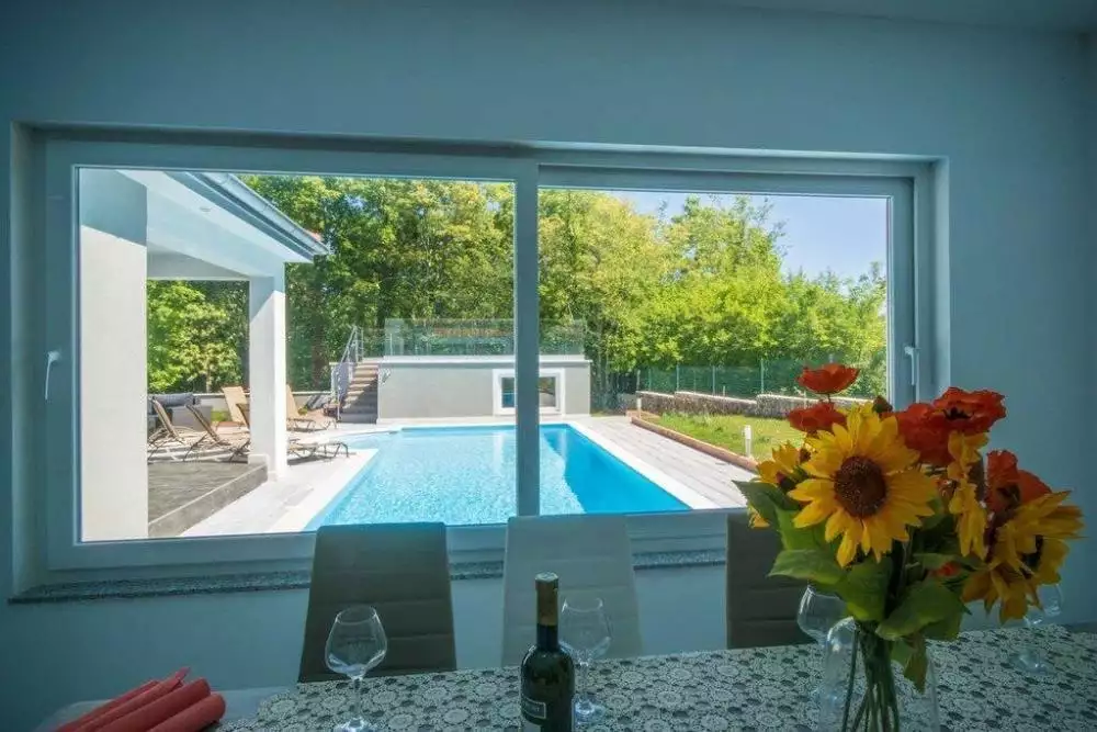 Villa 270m² in Croatia, Labin. Priced at 520000€ rent photo-9