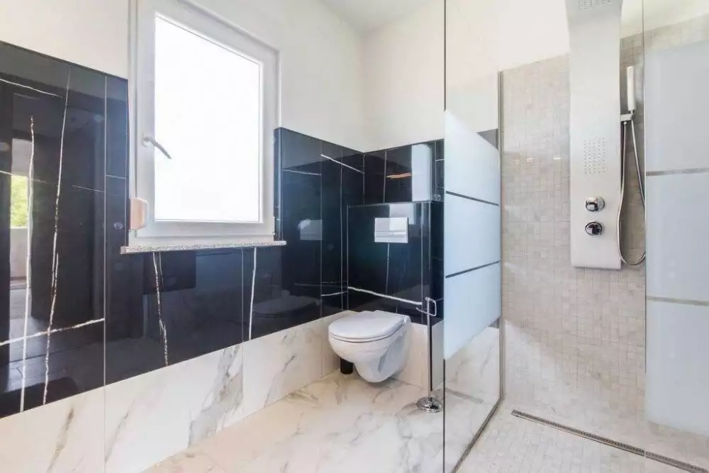 Villa 270m² in Croatia, Labin. Priced at 520000€ rent photo-19