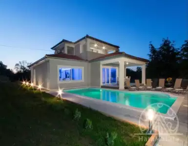 Buy in Croatia for 520000€