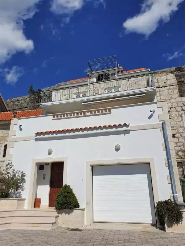 Hotels 200m² in Croatia, Podstrana. Priced at 535000€ rent photo-3