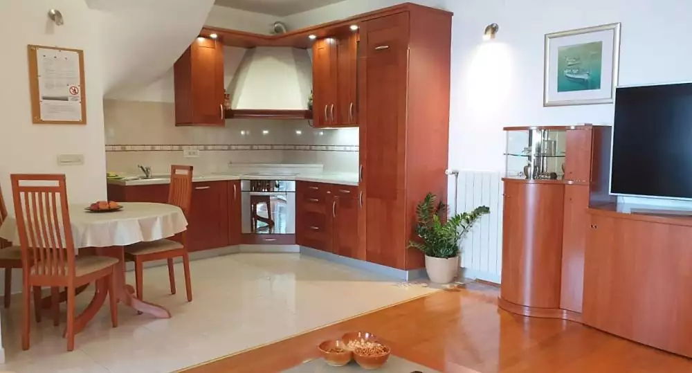 Hotels 200m² in Croatia, Podstrana. Priced at 535000€ rent photo-6