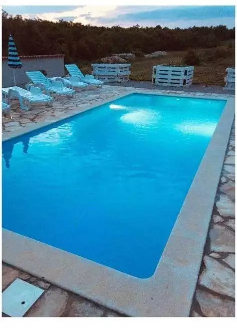 Hotels 270m² in Croatia, Labin. Priced at 530000€ rent photo-2