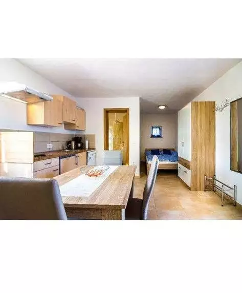 Hotels 270m² in Croatia, Labin. Priced at 530000€ rent photo-5