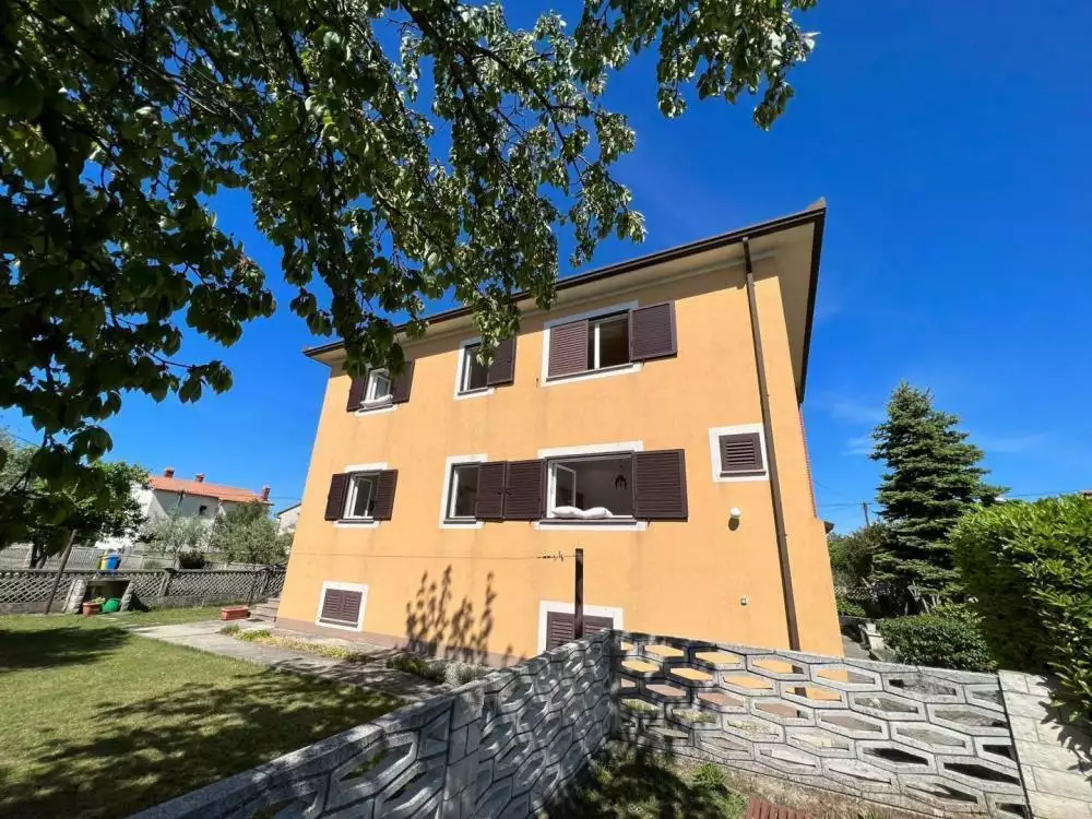 Hotels 360m² in Croatia, Labin. Priced at 520000€ rent photo-2