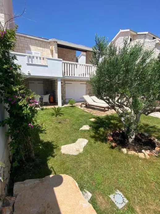 Villa 130m² in France, Beaulieu-sur-Mer. Priced at 540000€ rent photo-17