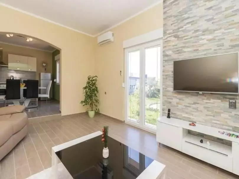 Villa 150m² in Croatia, Zadar. Priced at 525000€ rent photo-17