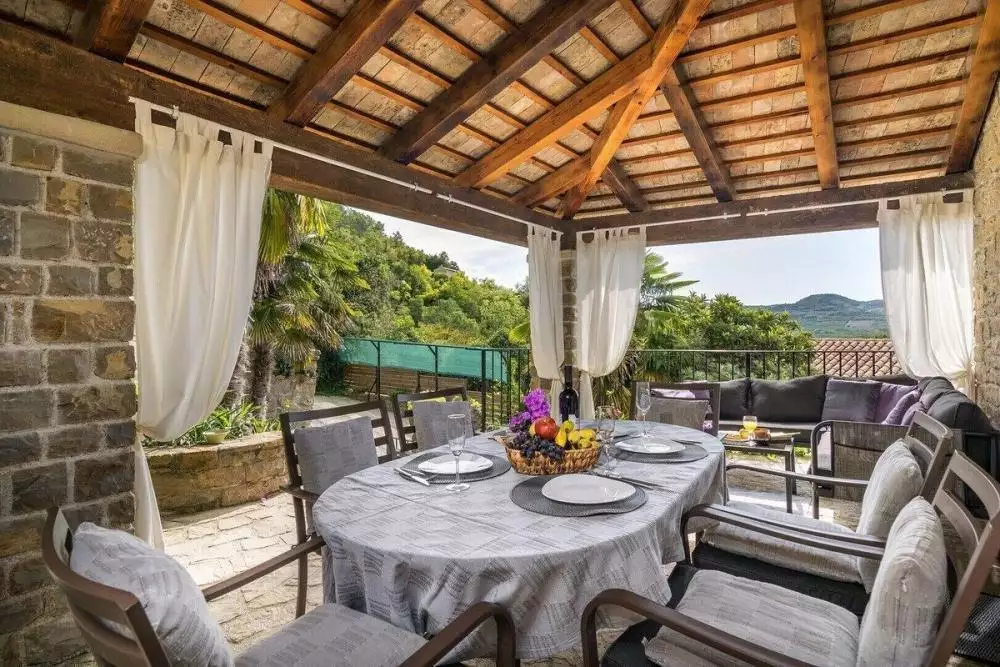 Villa 100m² in Croatia, Oprtalj. Priced at 520000€ rent photo-18