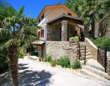 Buy in Croatia for 520000€