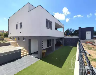 Buy in Croatia for 520000€