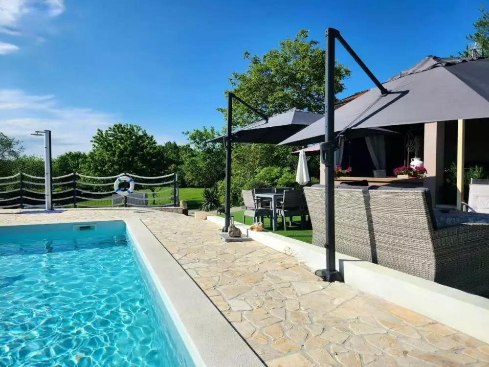 Villa 96m² in Croatia, Labin. Priced at 520000€ rent photo-10