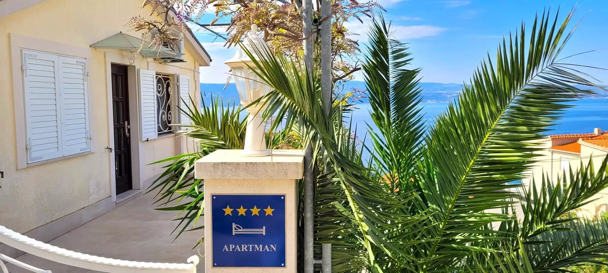 Hotels 291m² in Croatia, Omis. Priced at 529000€ rent photo-16