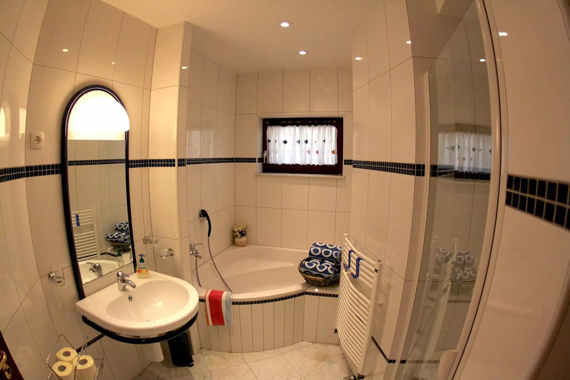 Hotels 291m² in Croatia, Omis. Priced at 529000€ rent photo-24