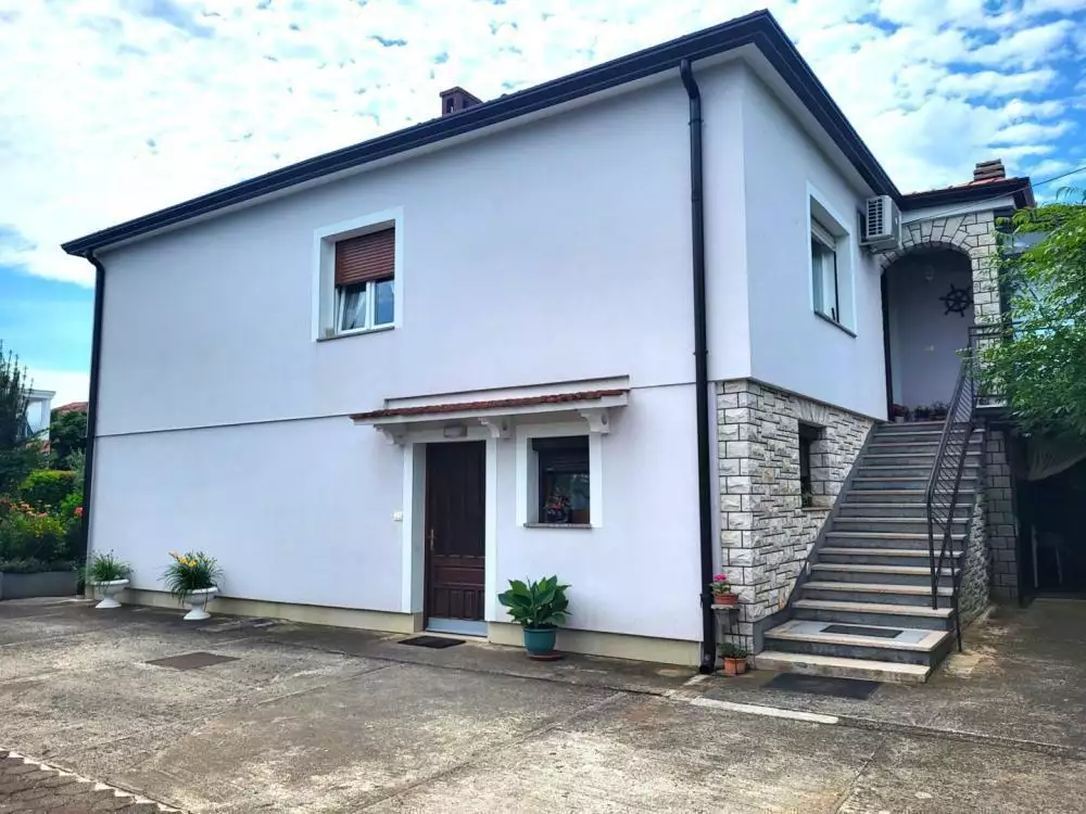 Hotels 277m² in Croatia, Umag. Priced at 540000€ rent photo-7