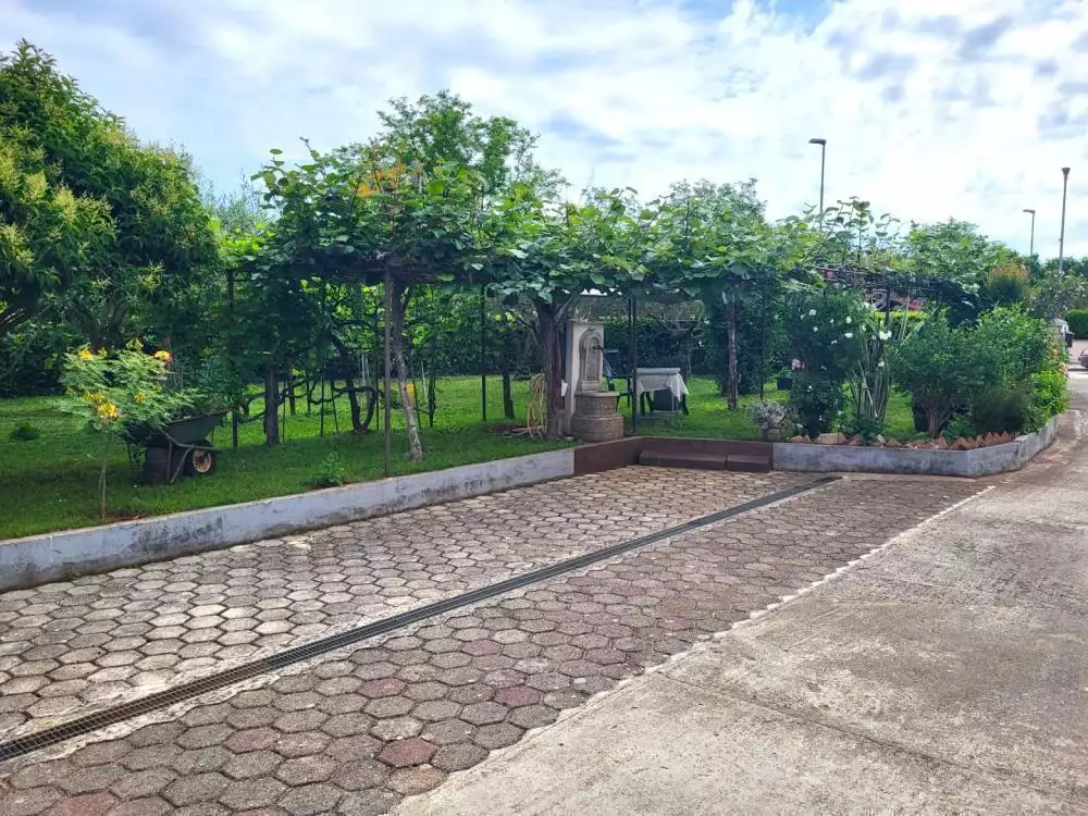 Hotels 277m² in Croatia, Umag. Priced at 540000€ rent photo-8