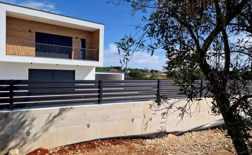 Villa 193m² in Croatia, Buje. Priced at 525000€ rent photo-9