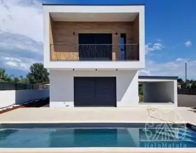 Buy in Croatia for 525000€