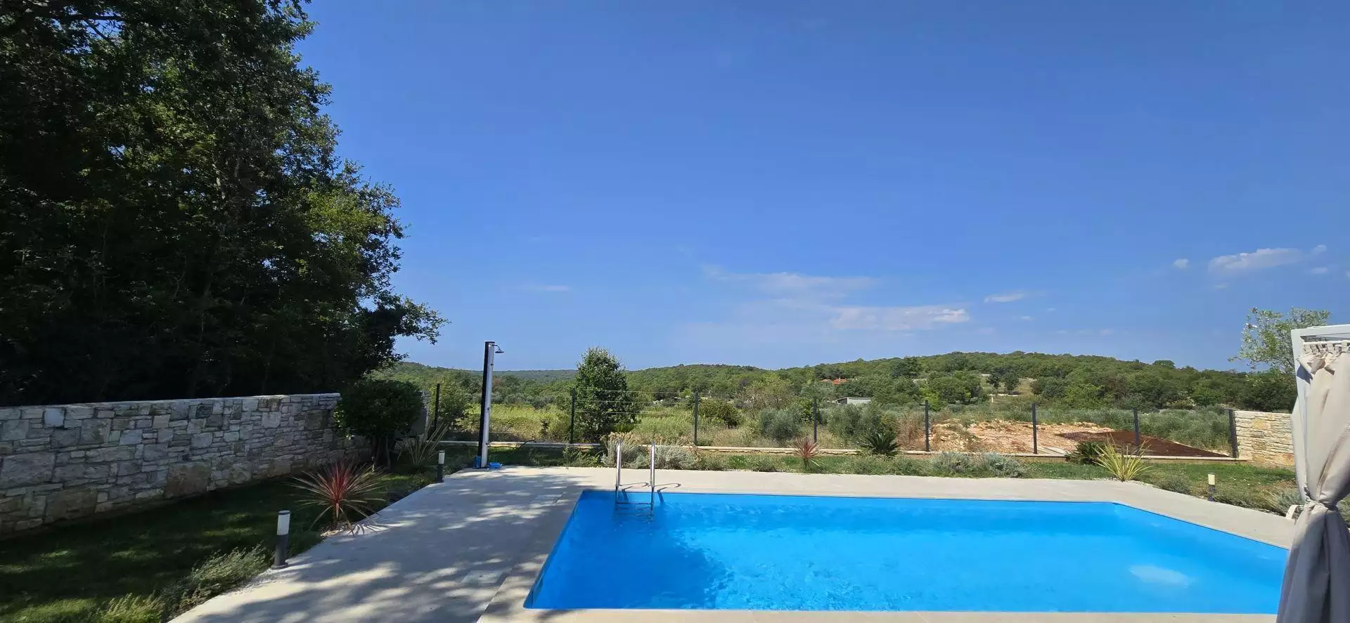 Villa 236m² in Croatia, Rovinj. Priced at 549000€ rent photo-5