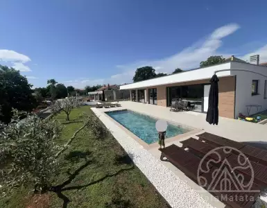 Buy in Croatia for 545000€