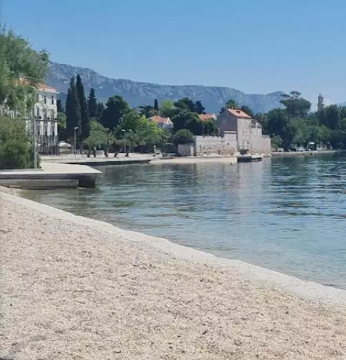 Villa 300m² in Croatia, Kastela. Priced at 1000000€ rent photo-3