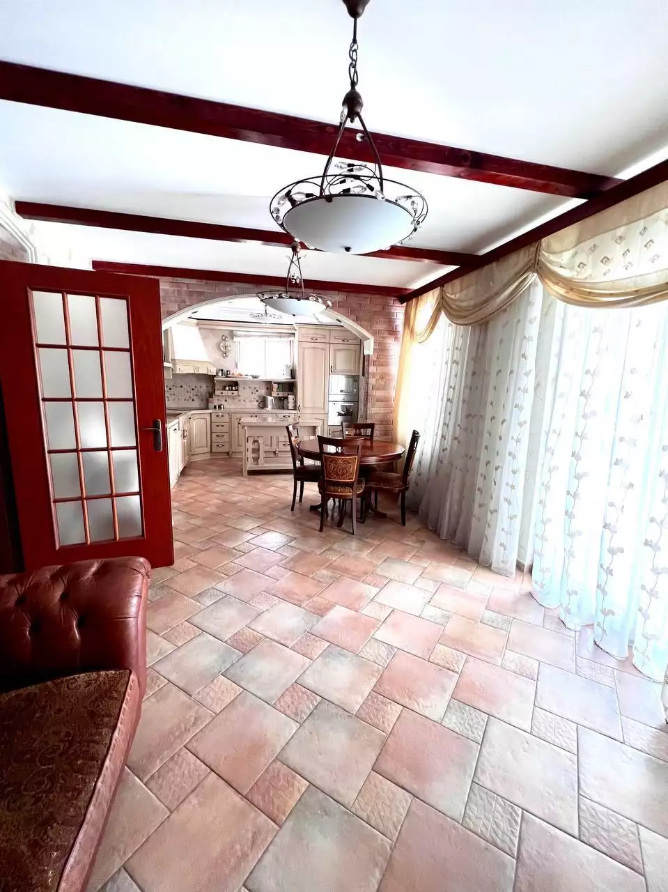 Villa 300m² in Croatia, Kastela. Priced at 1000000€ rent photo-19