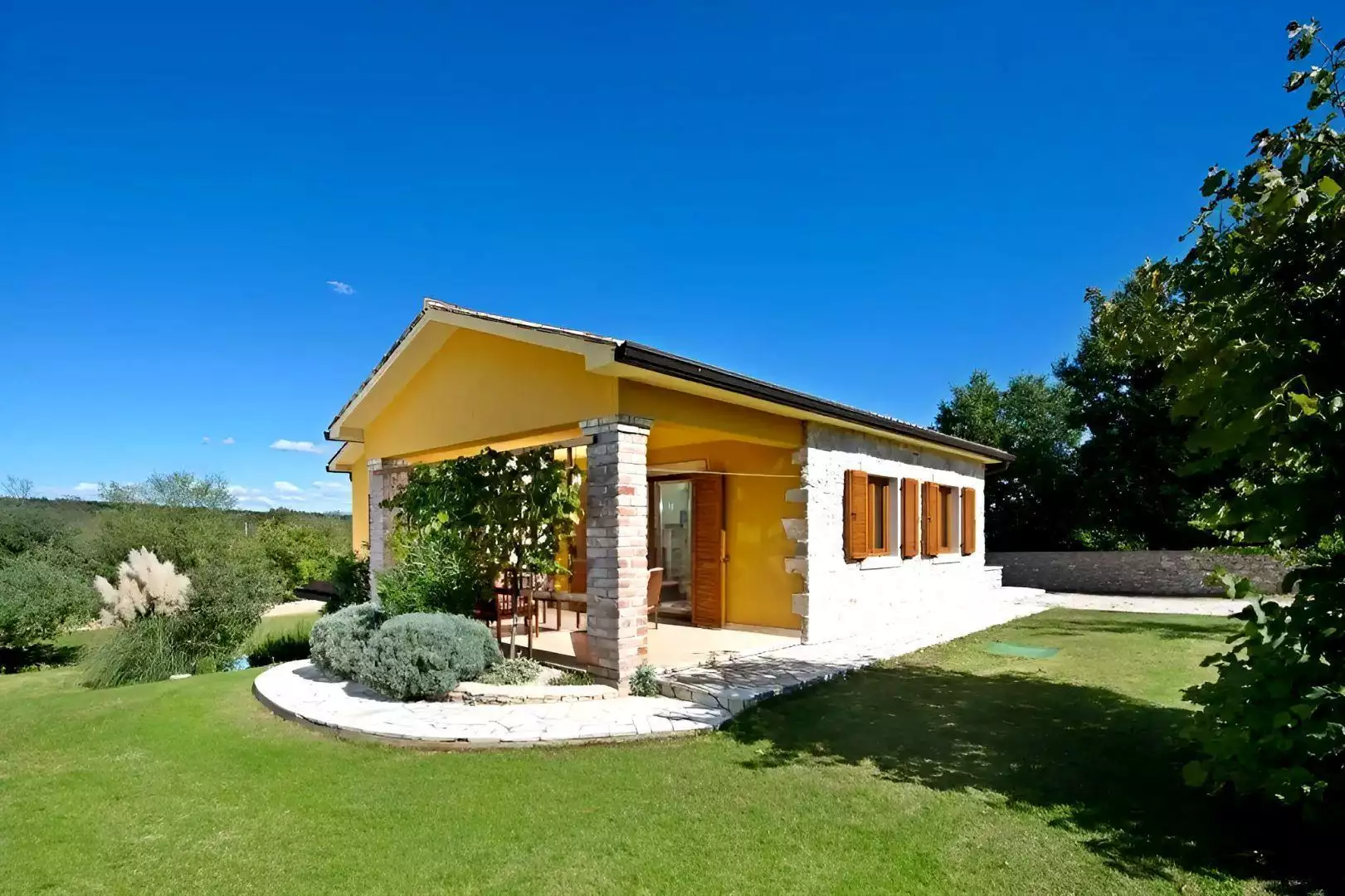 Villa 156m² in Croatia, Labin. Priced at 519000€ rent photo-2