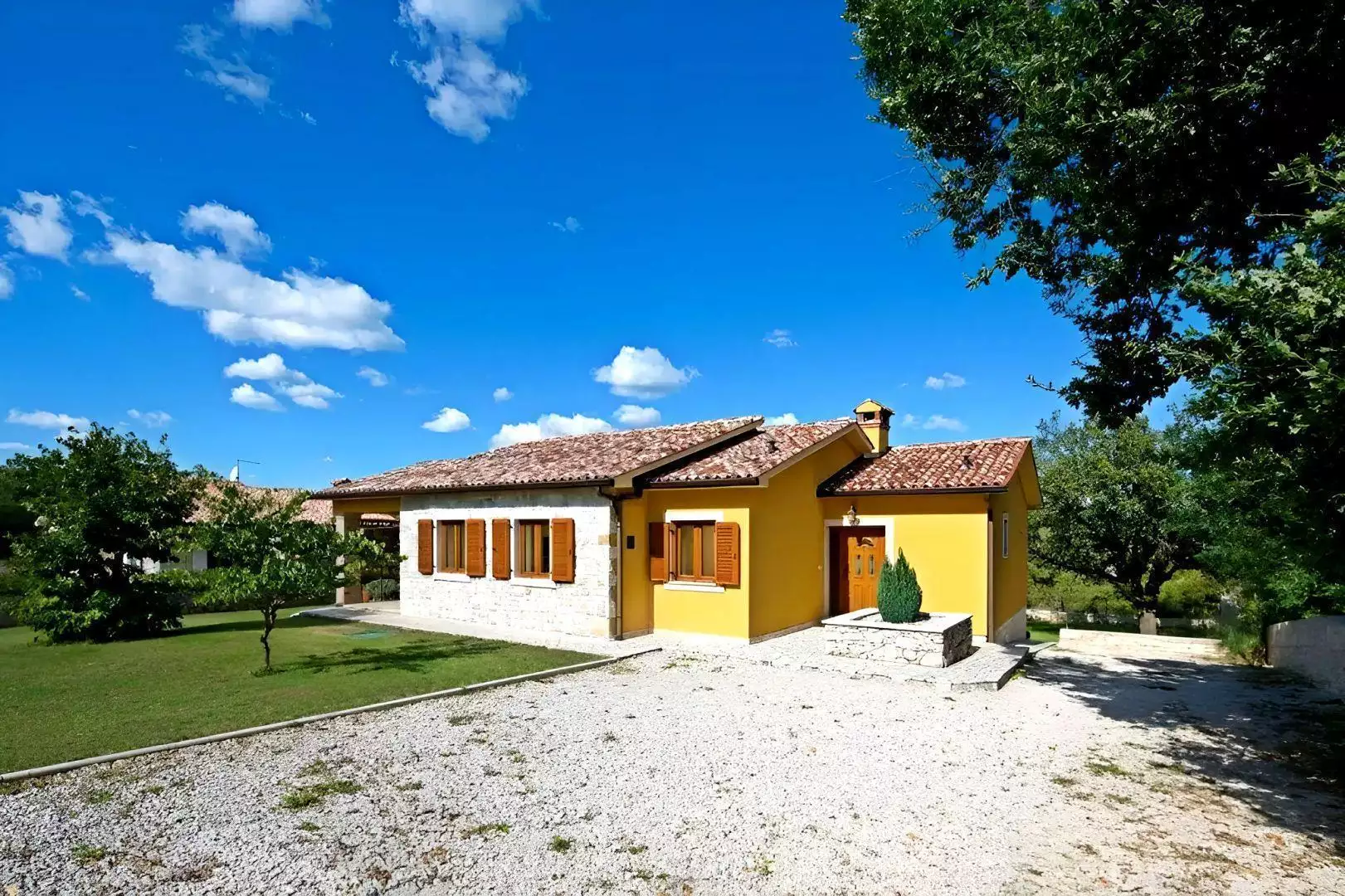 Villa 156m² in Croatia, Labin. Priced at 519000€ rent photo-3