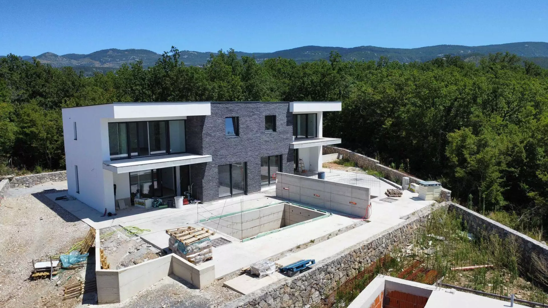 Villa 151m² in Croatia, Kraljevica. Priced at 530000€ rent photo-3