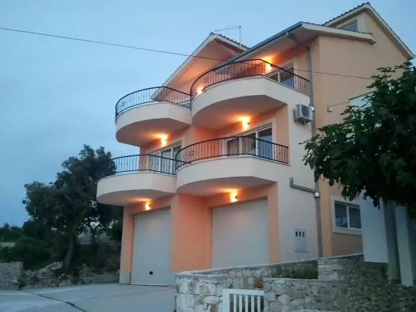 Hotels 261m² in Croatia, Razanj. Priced at 549000€ rent photo-1