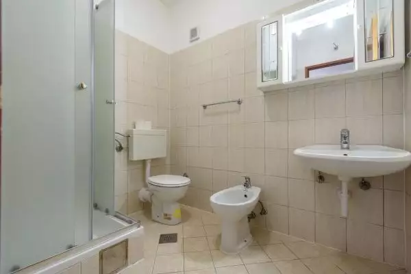 Hotels 258m² in Croatia, Zadar. Priced at 645000€ rent photo-16