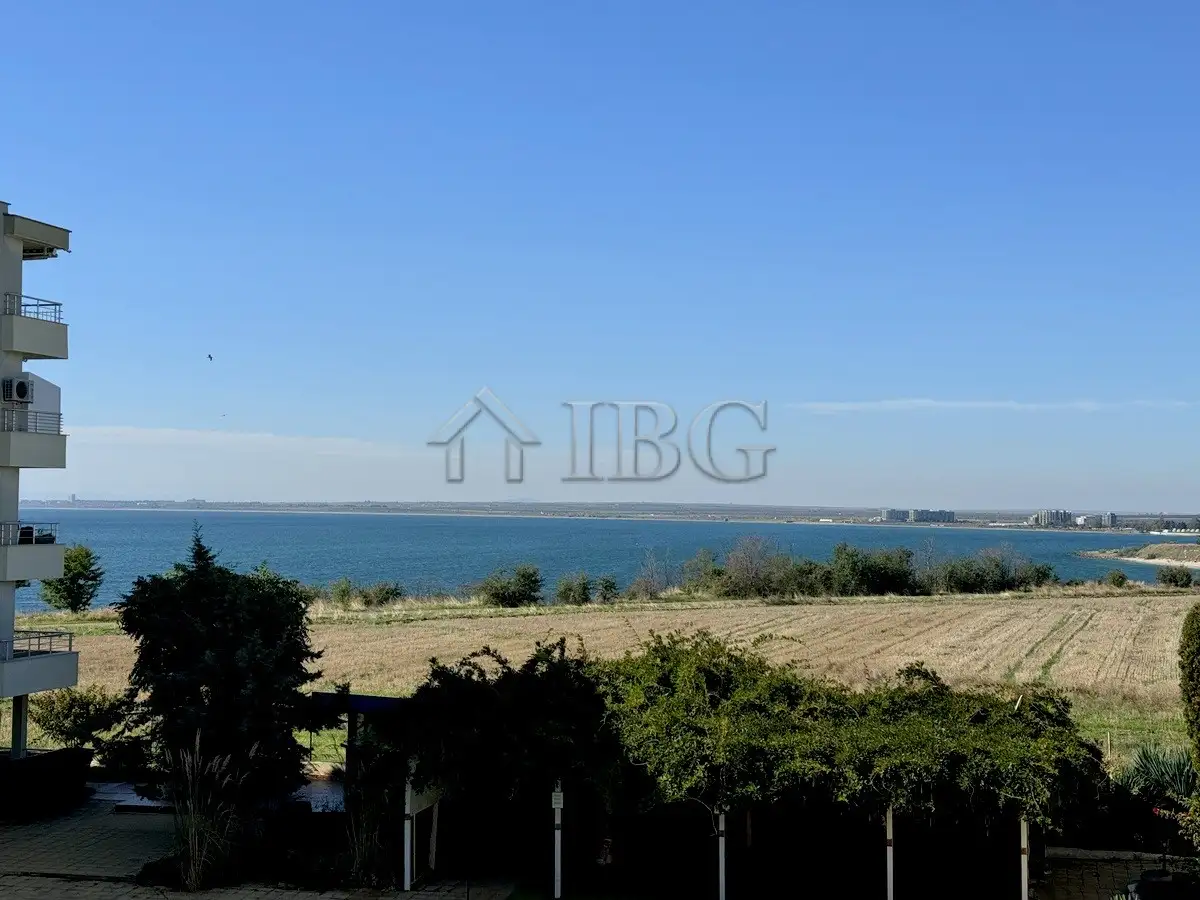 Flat 66m² in Bulgaria, Ravda. Priced at 68990€ rent photo-13