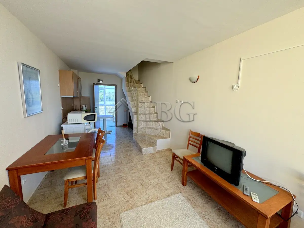 Flat 66m² in Bulgaria, Ravda. Priced at 68990€ rent photo-16