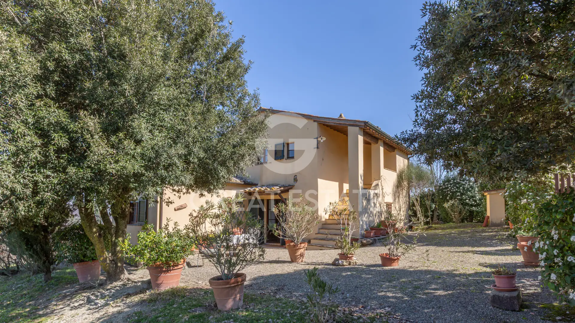 Villa 130m² in Italy, Siena. Priced at 520000€ rent photo-1
