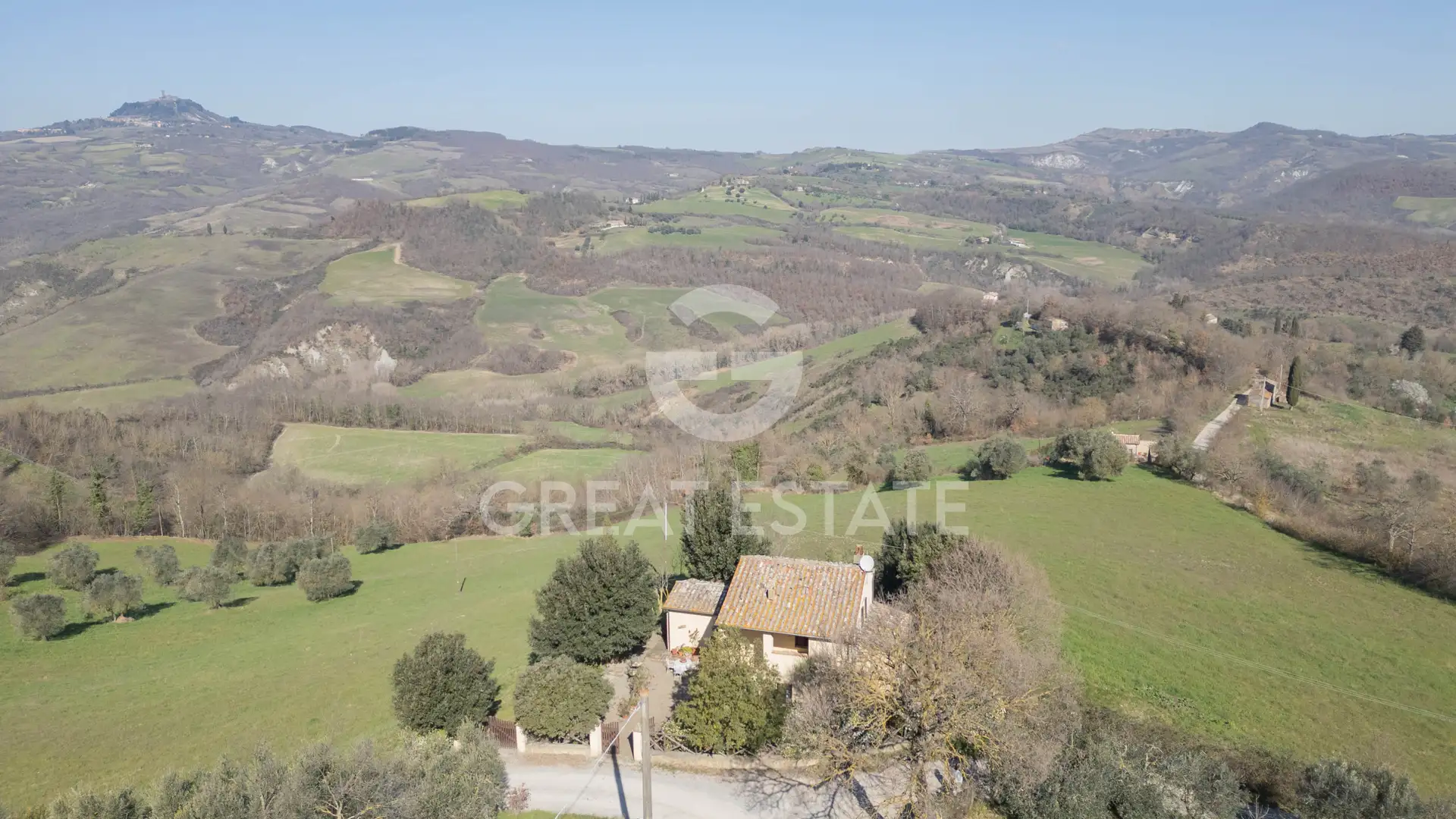 Villa 130m² in Italy, Siena. Priced at 520000€ rent photo-2