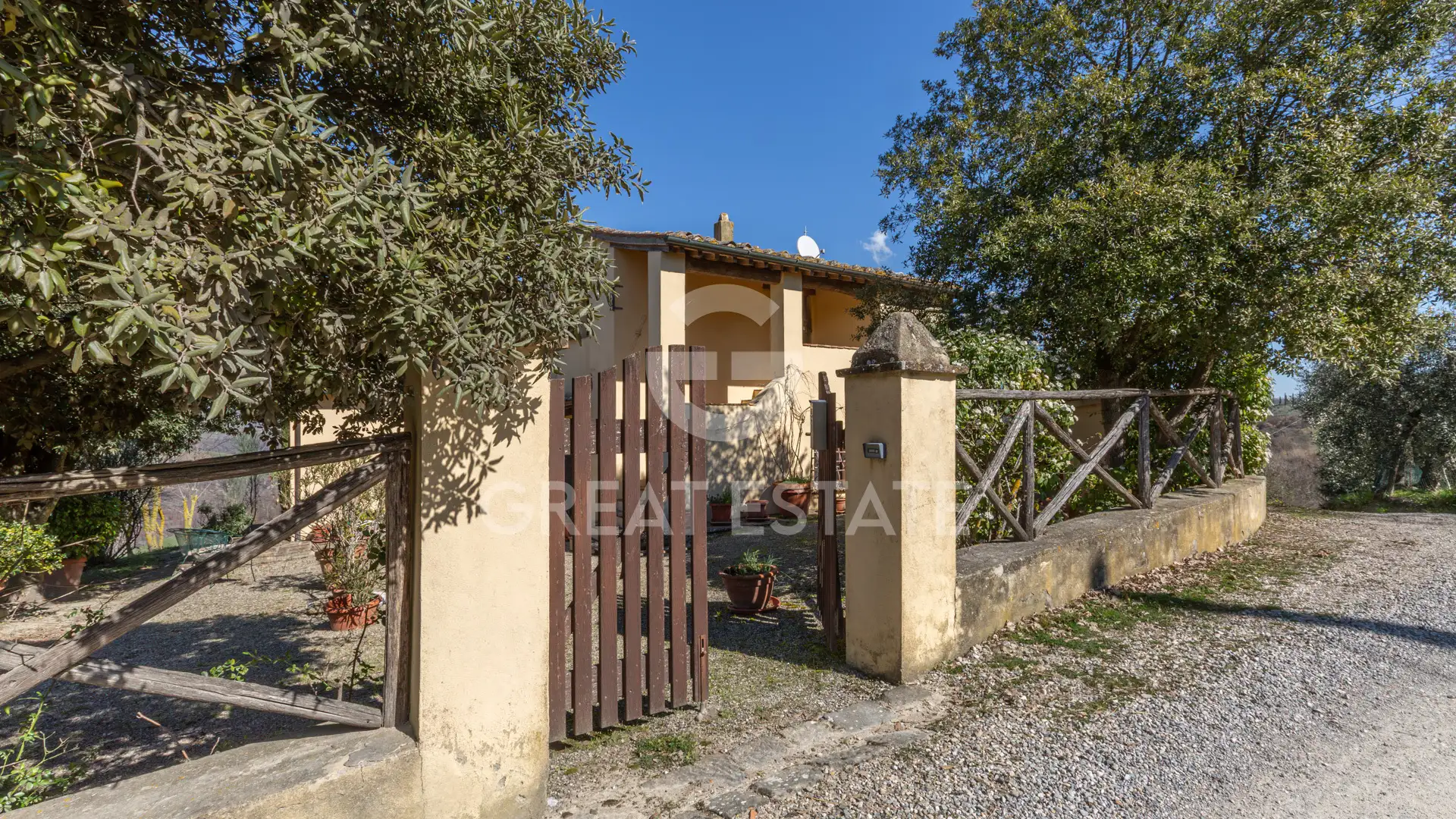 Villa 130m² in Italy, Siena. Priced at 520000€ rent photo-6