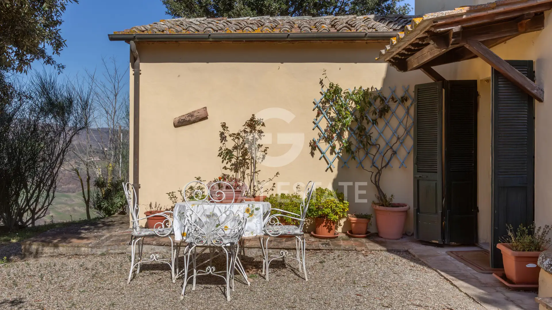 Villa 130m² in Italy, Siena. Priced at 520000€ rent photo-11
